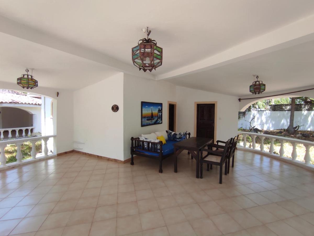 2Livu Villas Watamu Extérieur photo