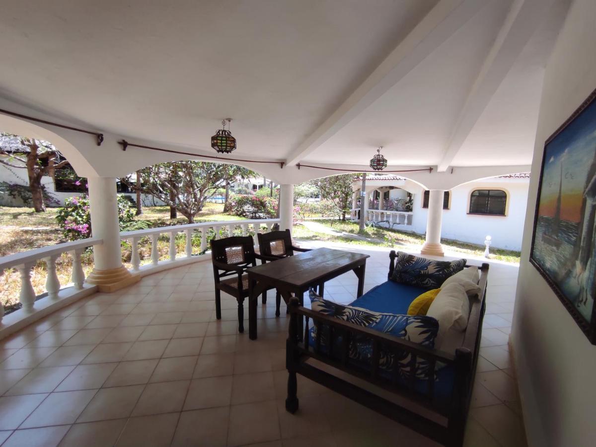 2Livu Villas Watamu Extérieur photo