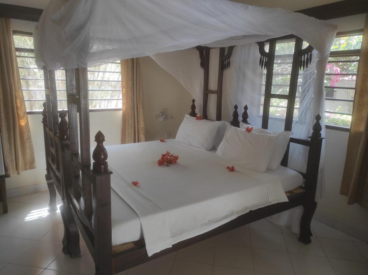 2Livu Villas Watamu Extérieur photo