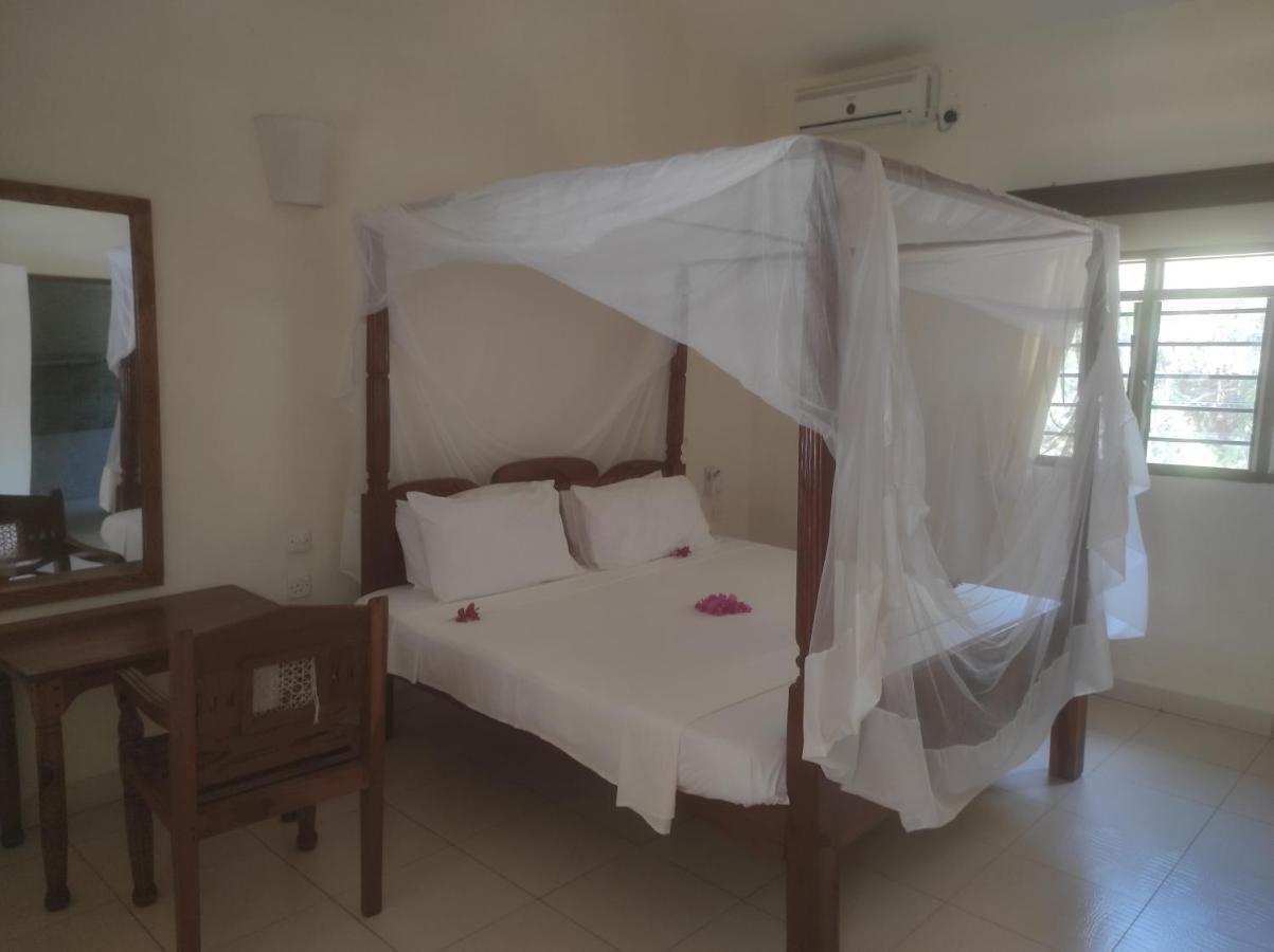 2Livu Villas Watamu Extérieur photo