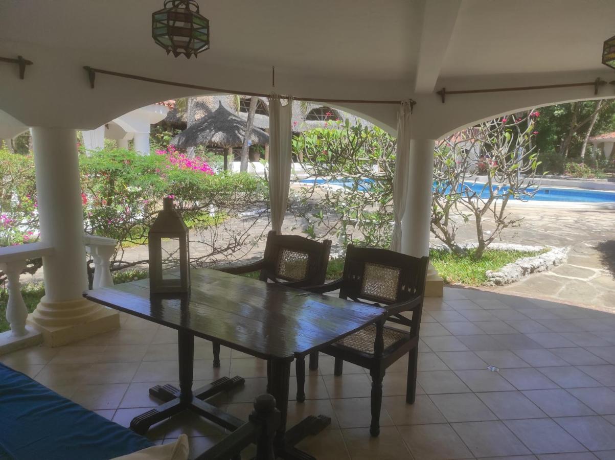 2Livu Villas Watamu Extérieur photo