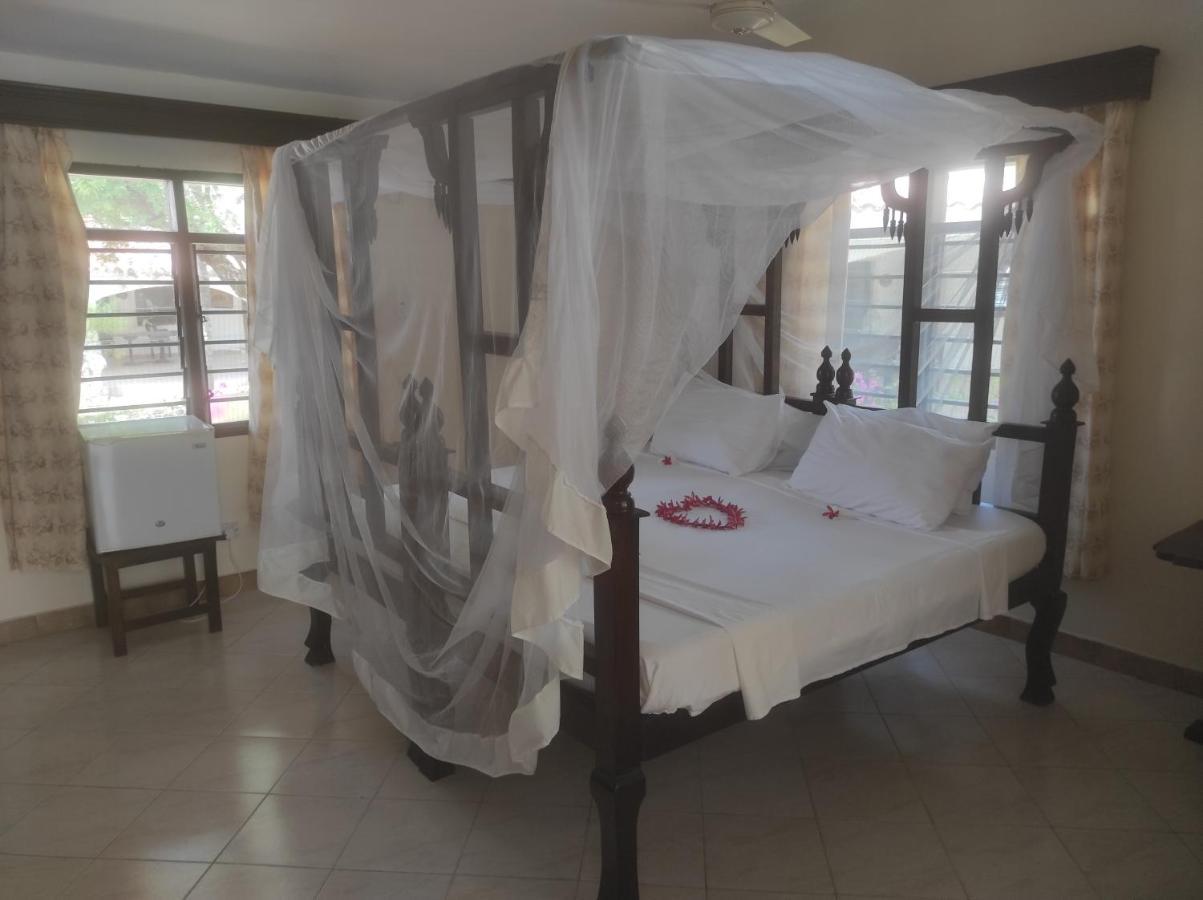 2Livu Villas Watamu Extérieur photo