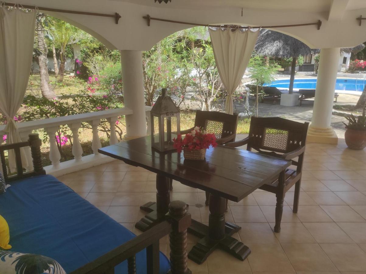 2Livu Villas Watamu Extérieur photo