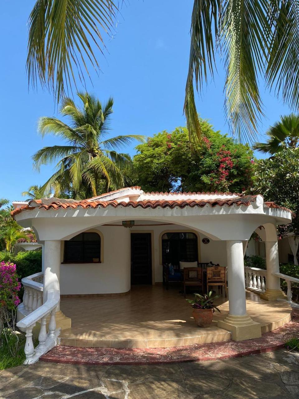 2Livu Villas Watamu Extérieur photo