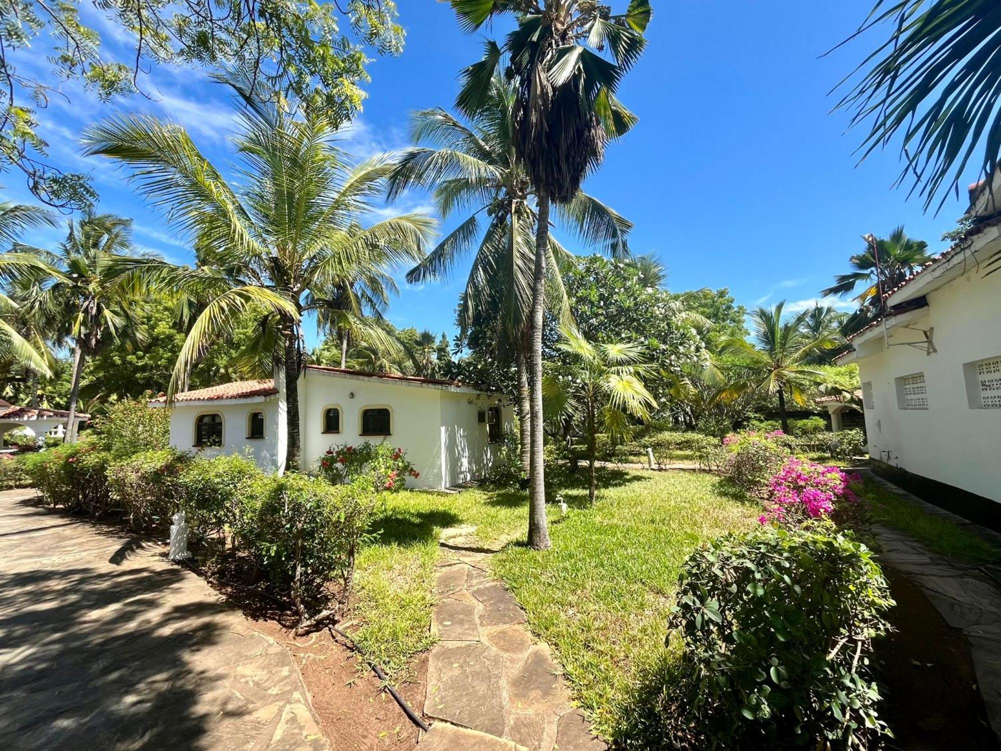 2Livu Villas Watamu Extérieur photo