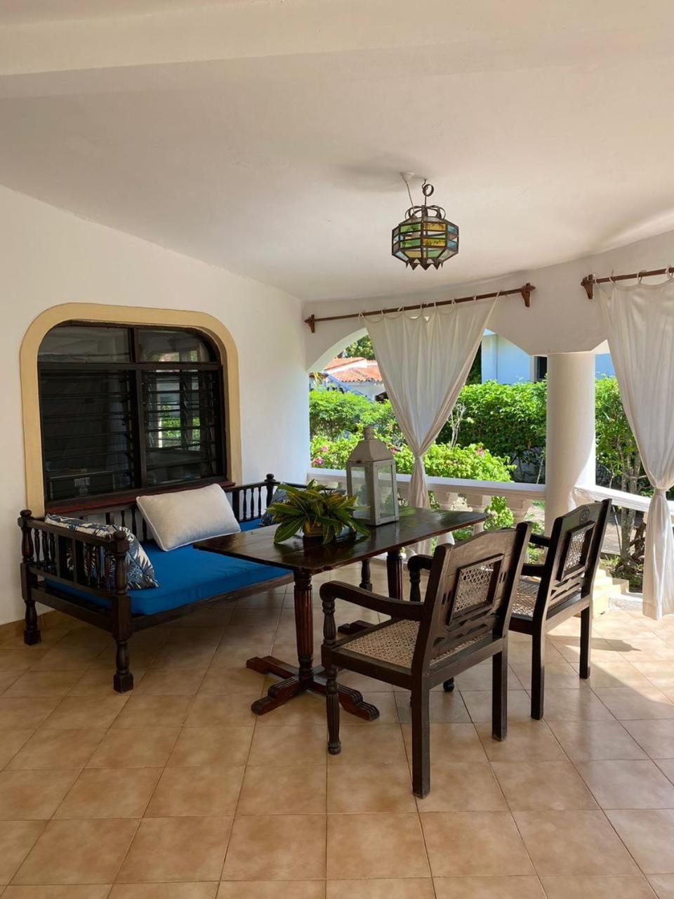 2Livu Villas Watamu Extérieur photo